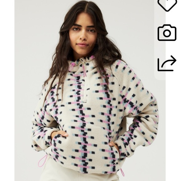 Outdoor Voices Sweaters - Urban outfitters outdoor  voices size medium primofleece 1/4 zip hoodie